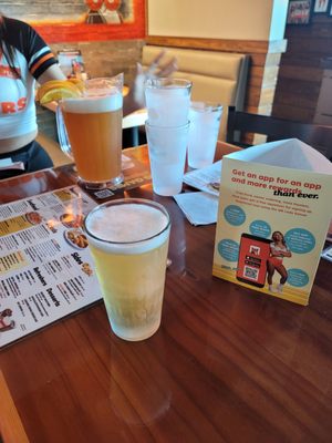 Hooters by null