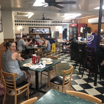 Clary's Cafe - Dining room and breakfast bar - Breakfast & Brunch Near Me - Savannah, Georgia