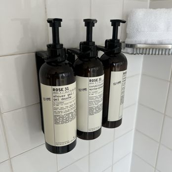 Fairmont Waterfront - Le Labo products - Hotels Near Me - Vancouver, British Columbia Fairmont Waterfront - Le Labo products - Hotels Near Me - Vancouver, British Columbia