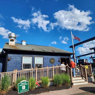 Fair Haven Oyster Company by null