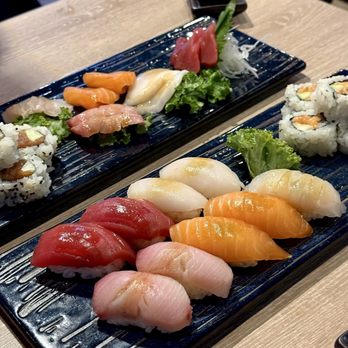 Bleu Bear Sushi - Nigiri Entrée - Sushi Bars Near Me - Bedford, Texas