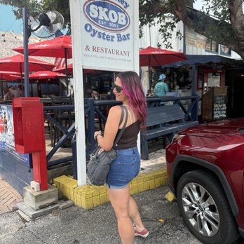 Siesta Key Oyster Bar - Vacation! - Seafood Near Me - Sarasota, Florida
