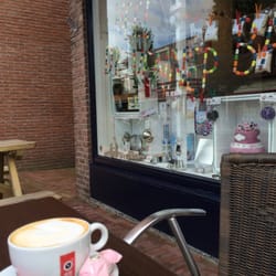 Dunja - Leuk intiem terrasje. En dat in Nieuw-Vennep!
