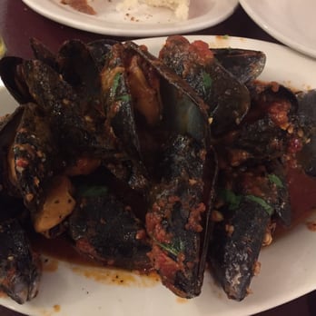 Dominick's Restaurant - Mussels in marinara - Italian Near Me - Bronx, New York