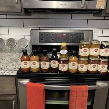 Britt's Farm - Jams, salsas, glaze, bbq - Farmers Market Near Me - Manhattan, Kansas