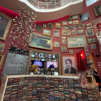 Mr Brainwash Art Museum - Art Museums Near Me - Beverly Hills, California Mr Brainwash Art Museum - Art Museums Near Me - Beverly Hills, California
