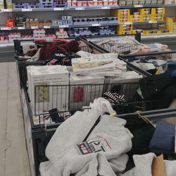 Lidl - Piles and bins - Grocery Near Me - Annapolis, Maryland