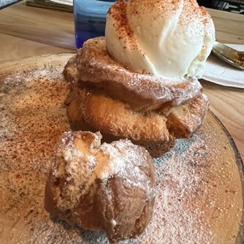 Citrico Cafe - Horchata Donut - Mexican Near Me - Astoria, New York