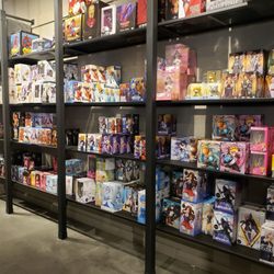 Big Kids Collectibles and Toys - Figurines