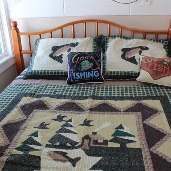 Mohawk Cottages - Cottage 1- Gone Fishin'  2 Bedroom with Fireplace - Vacation Rentals Near Me - Colebrook, New Hampshire