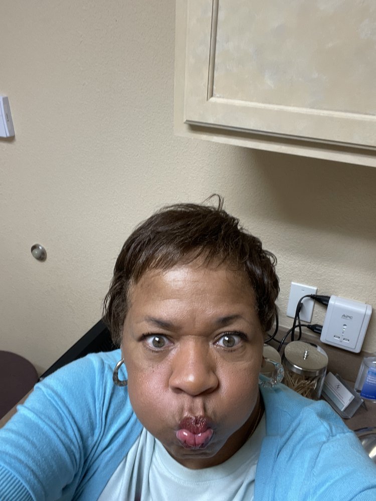 HARANDI SAFOORA 3060 Communications Pkwy, Plano, Texas Doctors