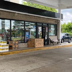US Gas - Convenience store