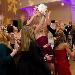 Metro Mass Entertainment - Incredible Wedding DJs in Massachusetts (MA) and New Hampshire (NH).