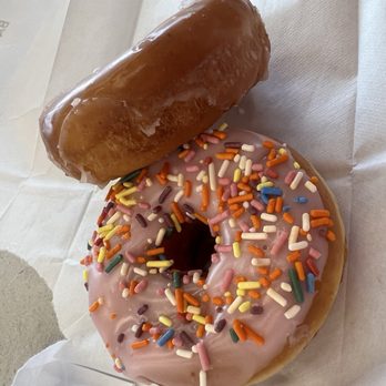 Dunkin' - Donuts Near Me - Niles, Illinois