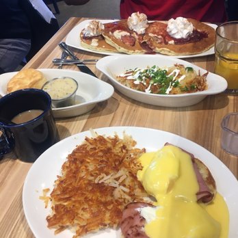 Urban Egg - Johnstown - Classic eggs Benedict, biscuit with gravy, loaded hash browns, strawberry cheesecake pancakes - Breakfast & Brunch Near Me - Johnstown, Colorado