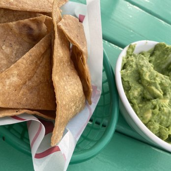 El Molino Central - Guacamole & Tortilla Chips - Mexican Near Me - Sonoma, California