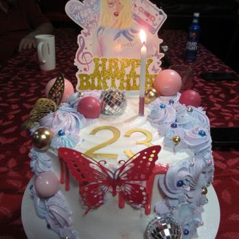 Superb Cakes - Custom Cakes Near Me - Fort Lauderdale, Florida