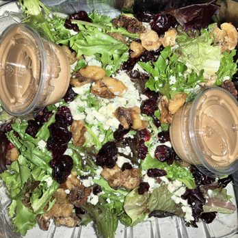 Lui Lui - Cranberry, Walnut and Gorgonzola Salad - Italian Near Me - West Lebanon, New Hampshire Lui Lui - Cranberry, Walnut and Gorgonzola Salad - Italian Near Me - West Lebanon, New Hampshire
