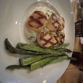 Seasons 52 - Caramelized Grilled Sea Scallops - New American Near Me - Sacramento, California Seasons 52 - Caramelized Grilled Sea Scallops - New American Near Me - Sacramento, California