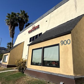 Crab Avenue - Exterior of the restaurant facing Central Ave. - Seafood Near Me - Glendale, California