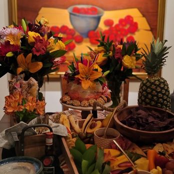 Mila's Mesa - Flower bouquets add an extra touch to a beautiful, privately catered birthday dinner! - Caterers Near Me - Albuquerque, New Mexico