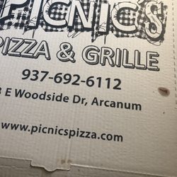 Picnic's Pizza & Grill - Pizza box