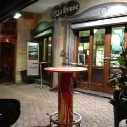 Pizza House