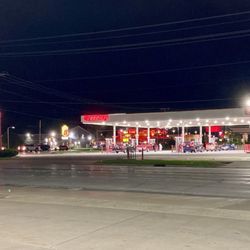 Speedway - Nice view from across the street!