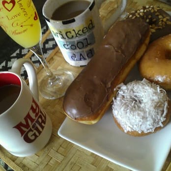 Lucky’s Donuts - Daddy day treat. Lucky's Donuts, coffee and mimosas. - Donuts Near Me - El Segundo, California Lucky’s Donuts - Daddy day treat. Lucky's Donuts, coffee and mimosas. - Donuts Near Me - El Segundo, California