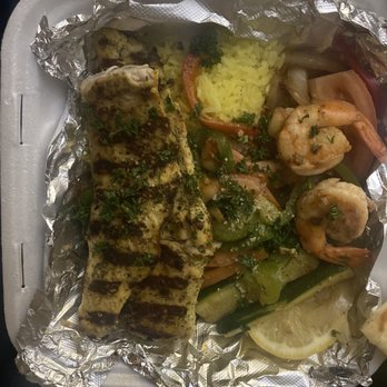 Eat Greek - Marion - Chicken& shrimp w/ fresh sautéed veggies - Mediterranean Near Me - Marion, Ohio