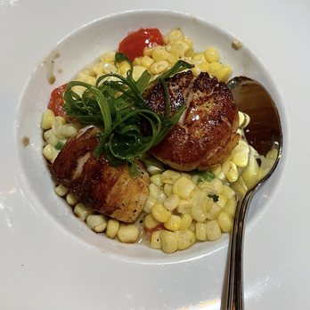 Bacari GDL - Seared scallops - Mediterranean Near Me - Glendale, California Bacari GDL - Seared scallops - Mediterranean Near Me - Glendale, California