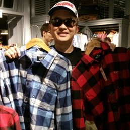 hollister montebello mall