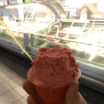 Hello Gelato - Cranberry Pomegranate - Gelato Near Me - Pasadena, California Hello Gelato - Cranberry Pomegranate - Gelato Near Me - Pasadena, California