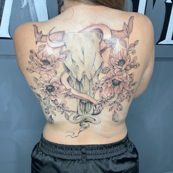 Most wanted Ink - Tattoo Near Me - Simi Valley, California