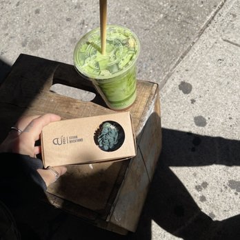 Urban Backyard - Rose Matcha Latte and cupcakes - Coffee & Tea Near Me - New York, New York Urban Backyard - Rose Matcha Latte and cupcakes - Coffee & Tea Near Me - New York, New York