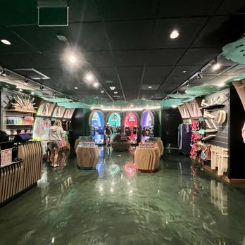 Great Wolf Lodge - Store - Water Parks Near Me - Garden Grove, California Great Wolf Lodge - Store - Water Parks Near Me - Garden Grove, California