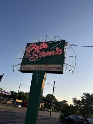 Pete and Sam's by null