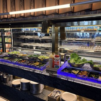 Yakiniku Legend - Salad bar (front) and drinks & desert bar (back) - Japanese Near Me - Richmond Hill, Ontario Yakiniku Legend - Salad bar (front) and drinks & desert bar (back) - Japanese Near Me - Richmond Hill, Ontario