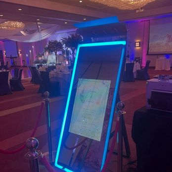 Magical Moments Mirror Photobooth - Photo Booth Rentals Near Me Magical Moments Mirror Photobooth - Photo Booth Rentals Near Me