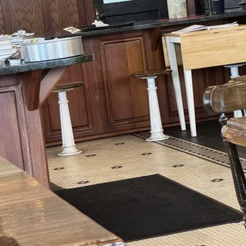 Pearl’s Diner - Love the stools - American Near Me - Laurel, Mississippi Pearl’s Diner - Love the stools - American Near Me - Laurel, Mississippi