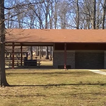 Meadowood Park - west side shelters - Parks Near Me - Speedway, Indiana