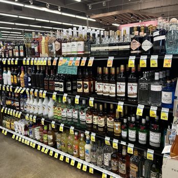 Foodland - Grocery Near Me - Kapolei, Hawaii