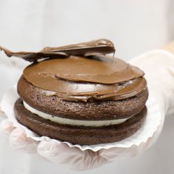 Concord Teacakes - Frosted whoopie pie
