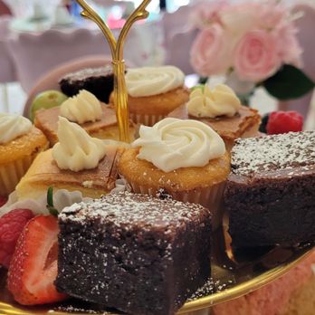 Sip & Sugar - Desserts/ Sweets - Patisserie/Cake Shop Near Me - Anaheim, California Sip & Sugar - Desserts/ Sweets - Patisserie/Cake Shop Near Me - Anaheim, California
