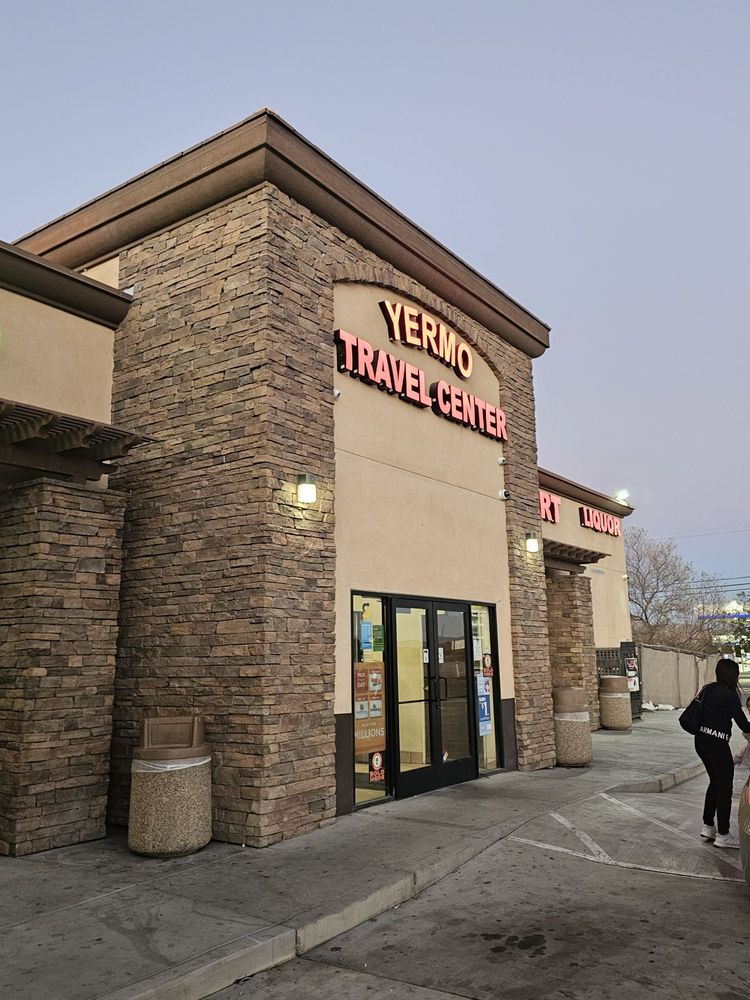Yermo Travel Center Logo