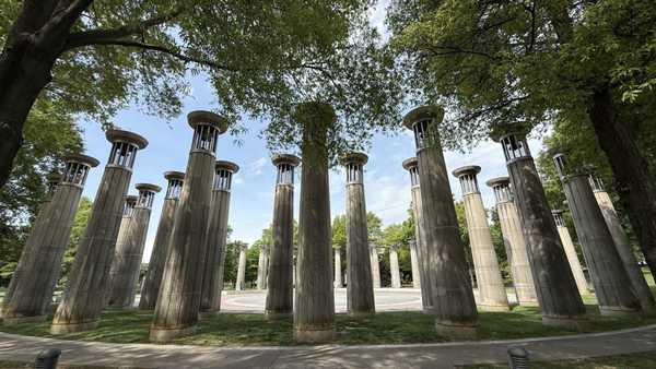 Bicentennial Capitol Mall State Park by null