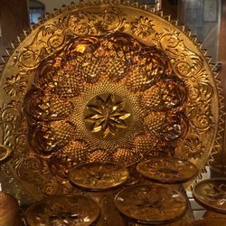 T-Box Antique Mall - Deviled egg plate