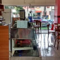 VóMocinha Café - Interior do estabelecimento