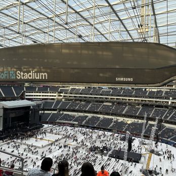 SoFi Stadium - Stadiums & Arenas Near Me - Inglewood, California SoFi Stadium - Stadiums & Arenas Near Me - Inglewood, California