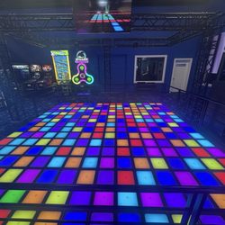 Cool floor game! Expensive and short though.